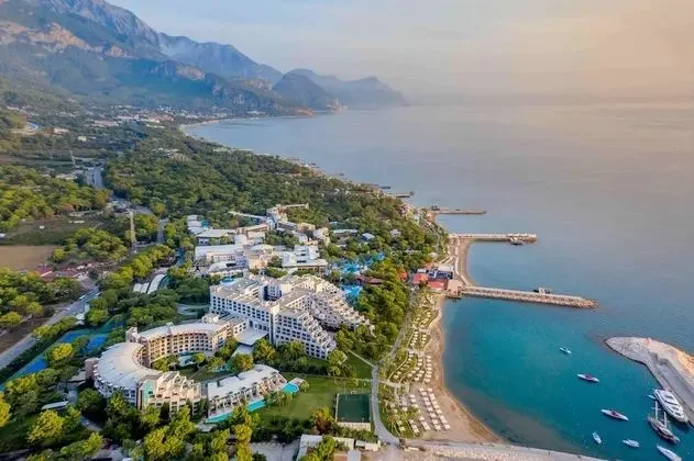 Antalya Havalimanı Rixos Sungate - The Land of Legends AccessTransfer ulaşım